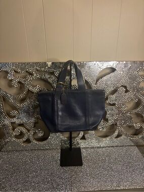🩷Vintage Coach Navy Leather Handbag